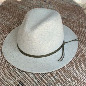 Anna & Ava Hat